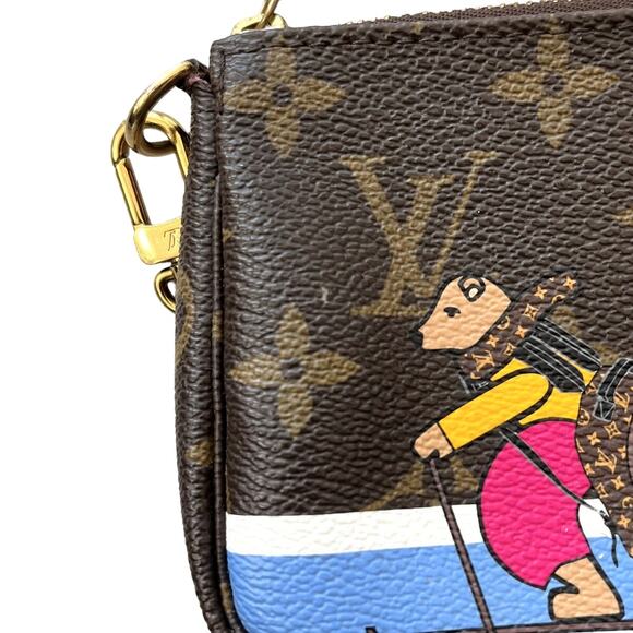 Louis Vuitton Monogram Christmas Bears Mini Accessories Pochette Bag - Picture 8 of 12
